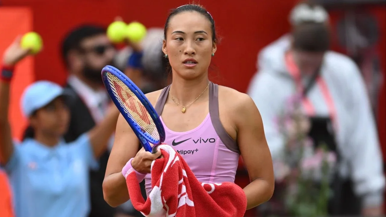 从奥运金牌到连续一轮游：郑钦文女王杯出局后，中国网球市场动态前景冷静观察